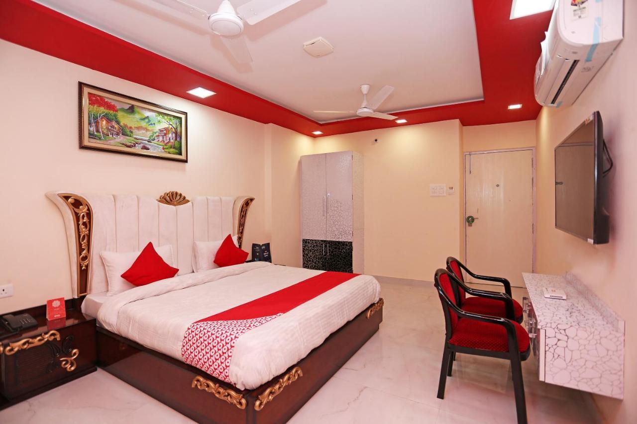 Oyo 23495 Hotel The Park Juhi Bari Exterior photo
