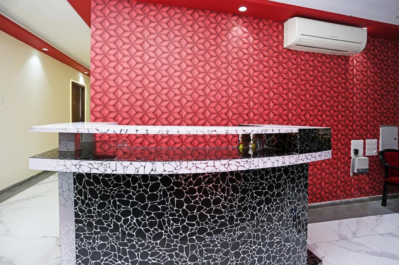 Oyo 23495 Hotel The Park Juhi Bari Exterior photo